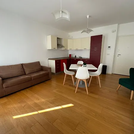 Romolo 24-trieste Center Apartament Triest